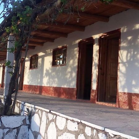 Hotel Entronque Barrancas San Alonso Eksteriør billede