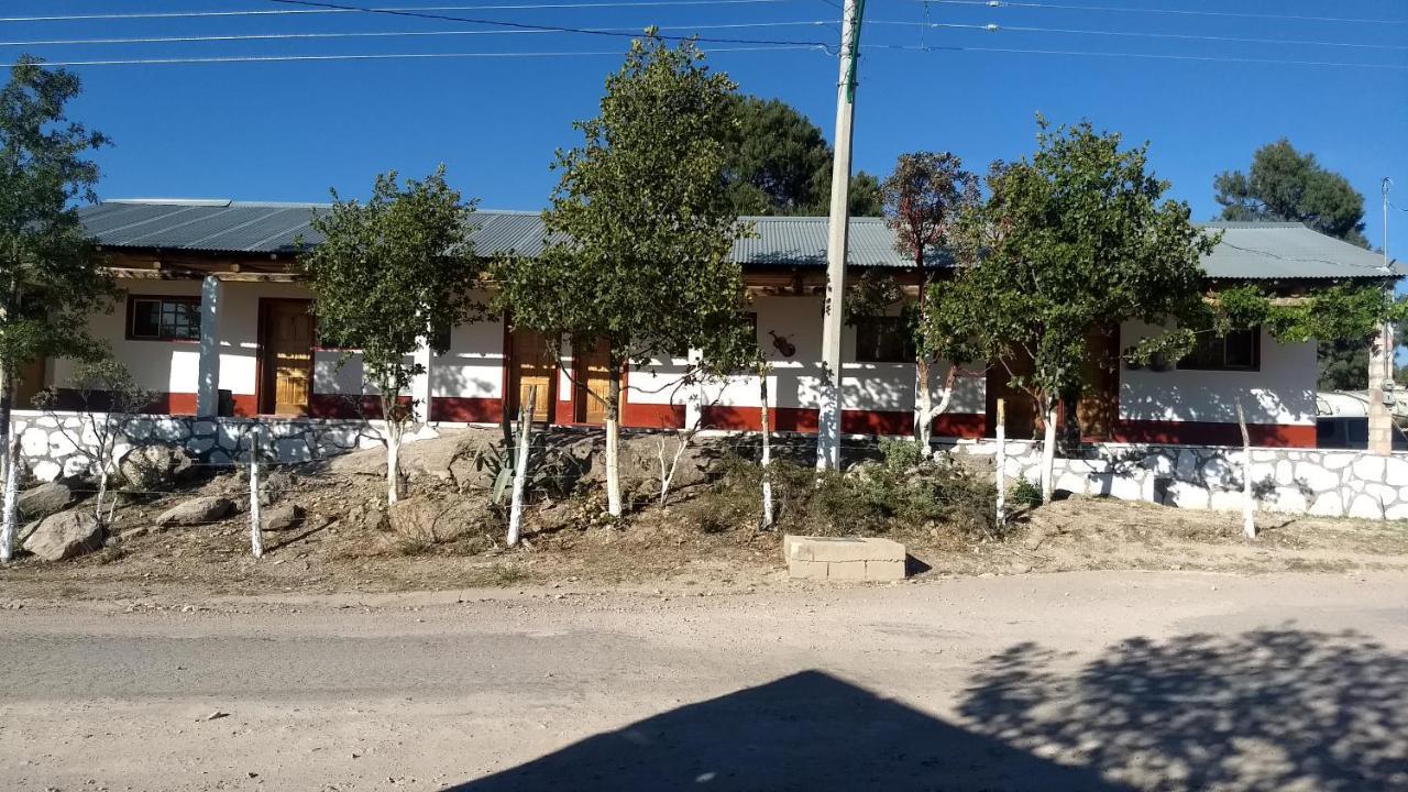 Hotel Entronque Barrancas San Alonso Eksteriør billede